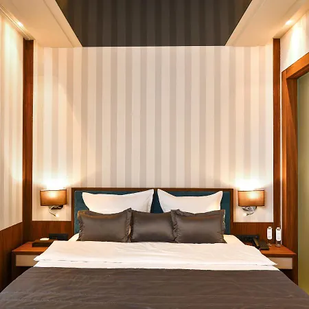 Hotel Heritage Krone 4*