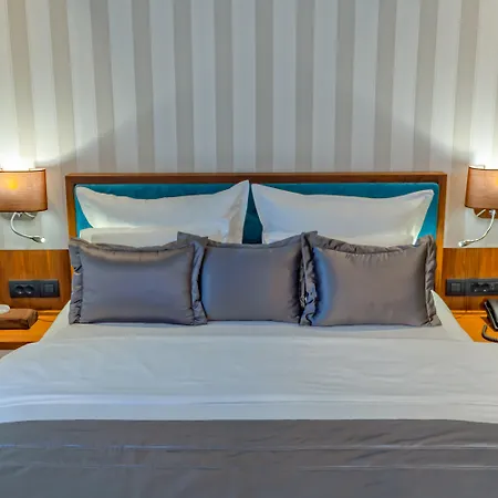 Hotel Heritage Krone 4*