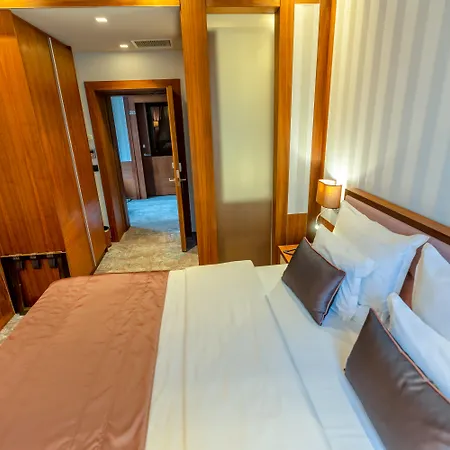 Heritage Krone Hotel 4*