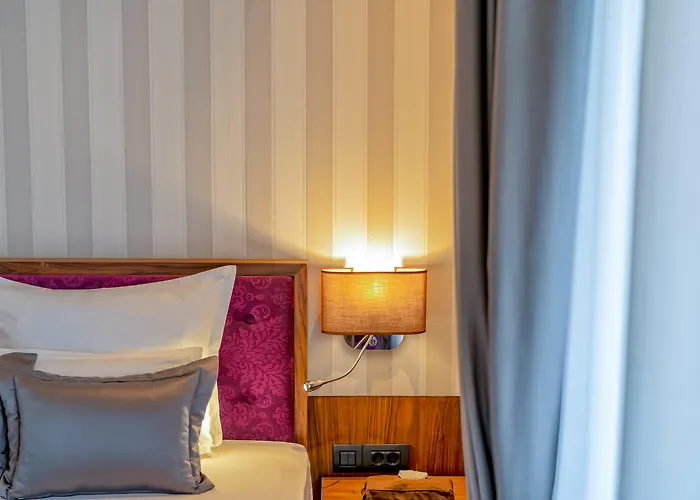 Hotel Heritage Hotel Krone 4*