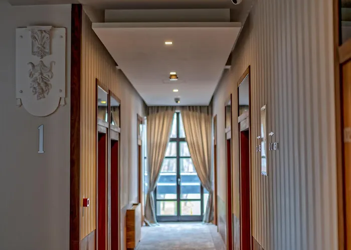 Heritage Hotel Krone 4*